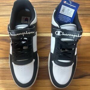 NWT Champion men’s shoes